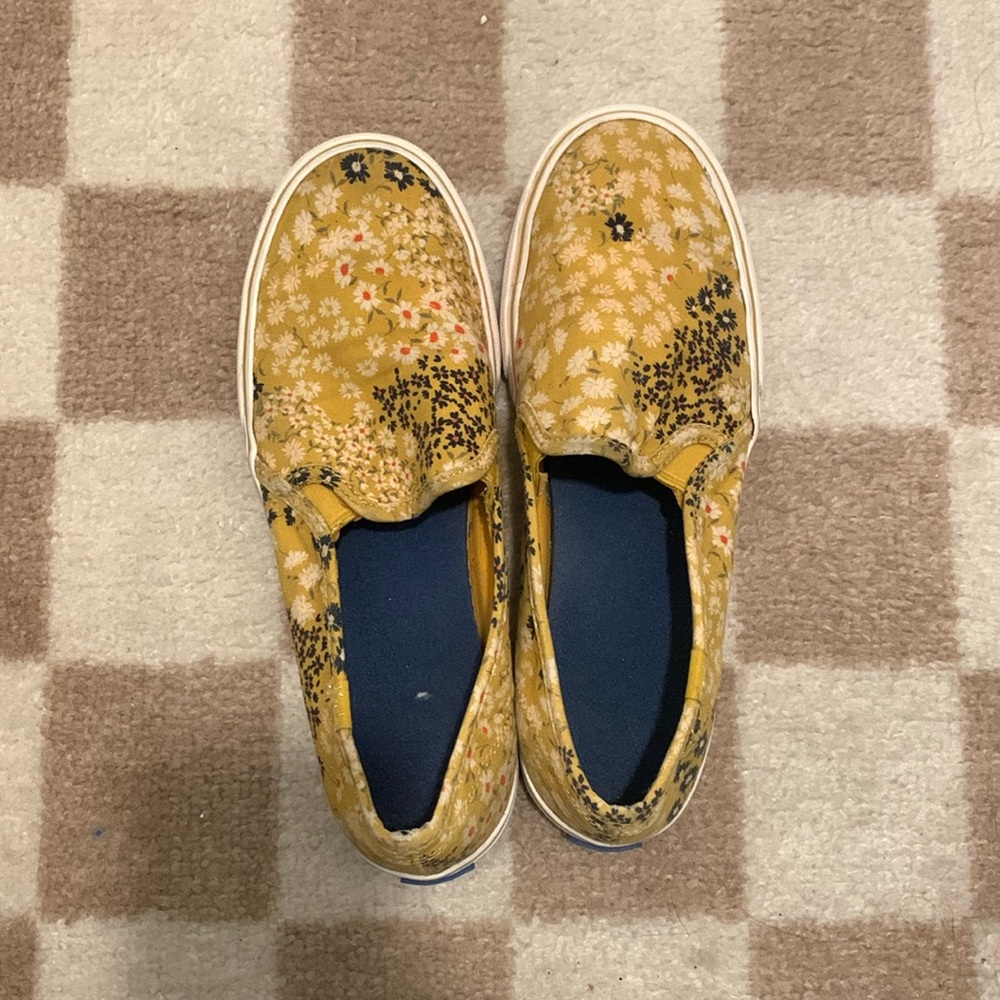 Yellow floral Keds slip on shoes. 7.5 women’s.